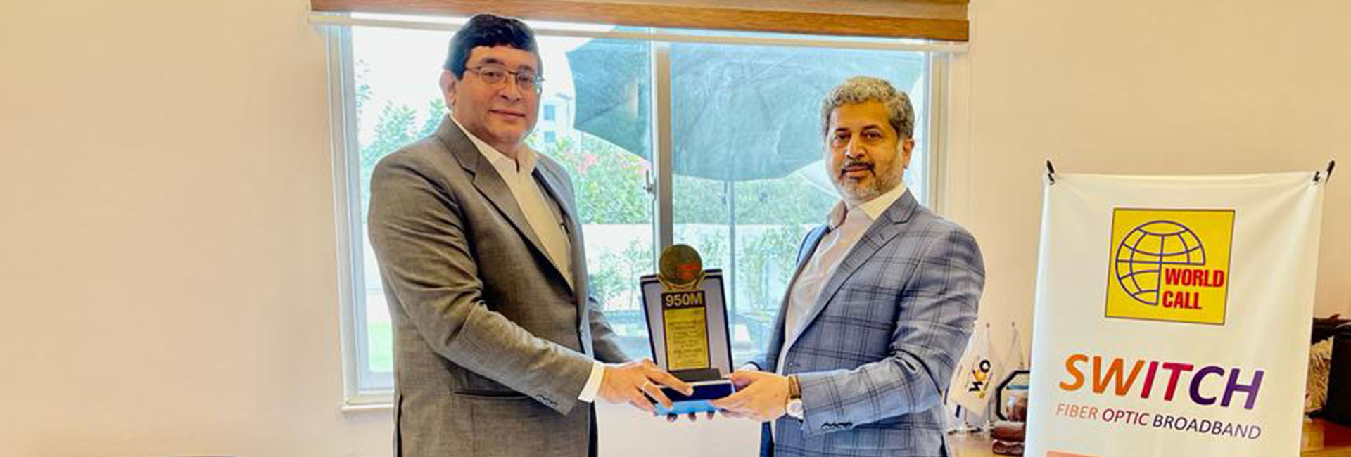 WorldCall Celebrates PSX Record – Presents Memento to CEO AKD Securities Limited